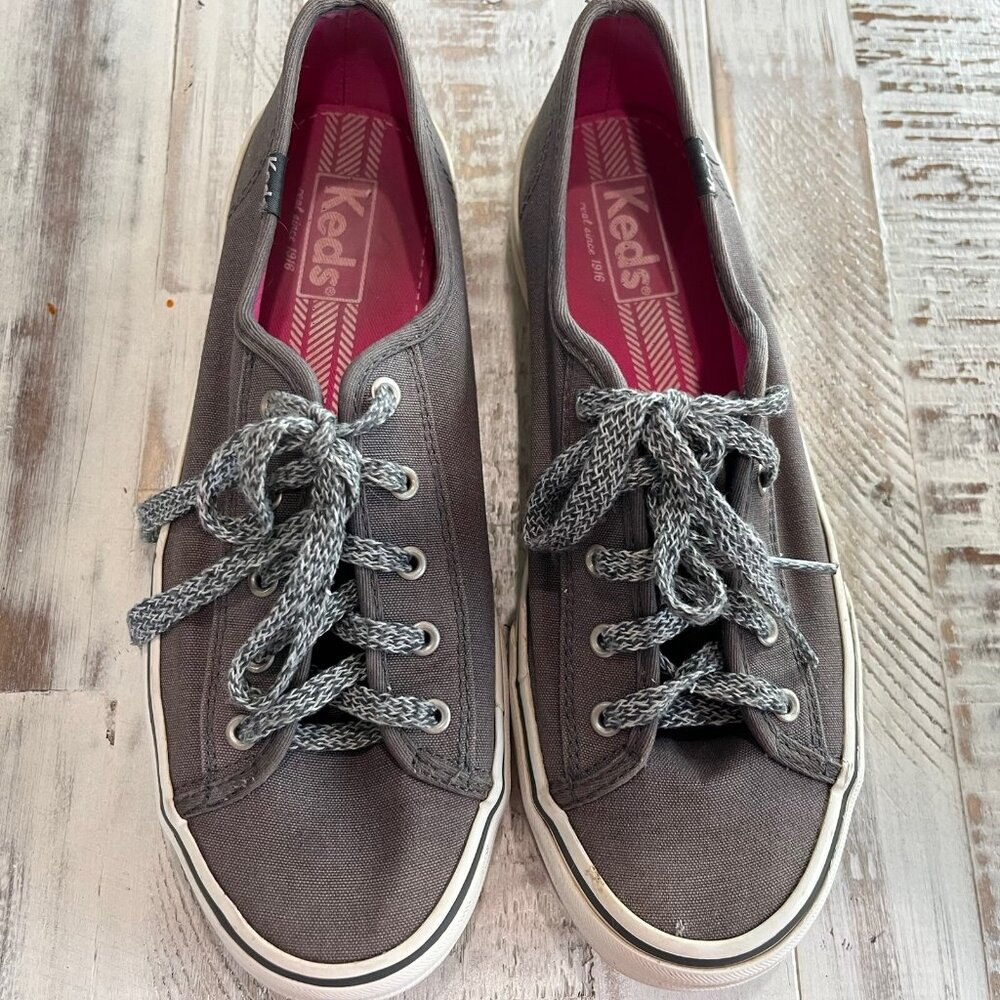 Keds Flats Women's Size 7 / 37.5 Shoes WF51946 Gray Canvas Lace Up